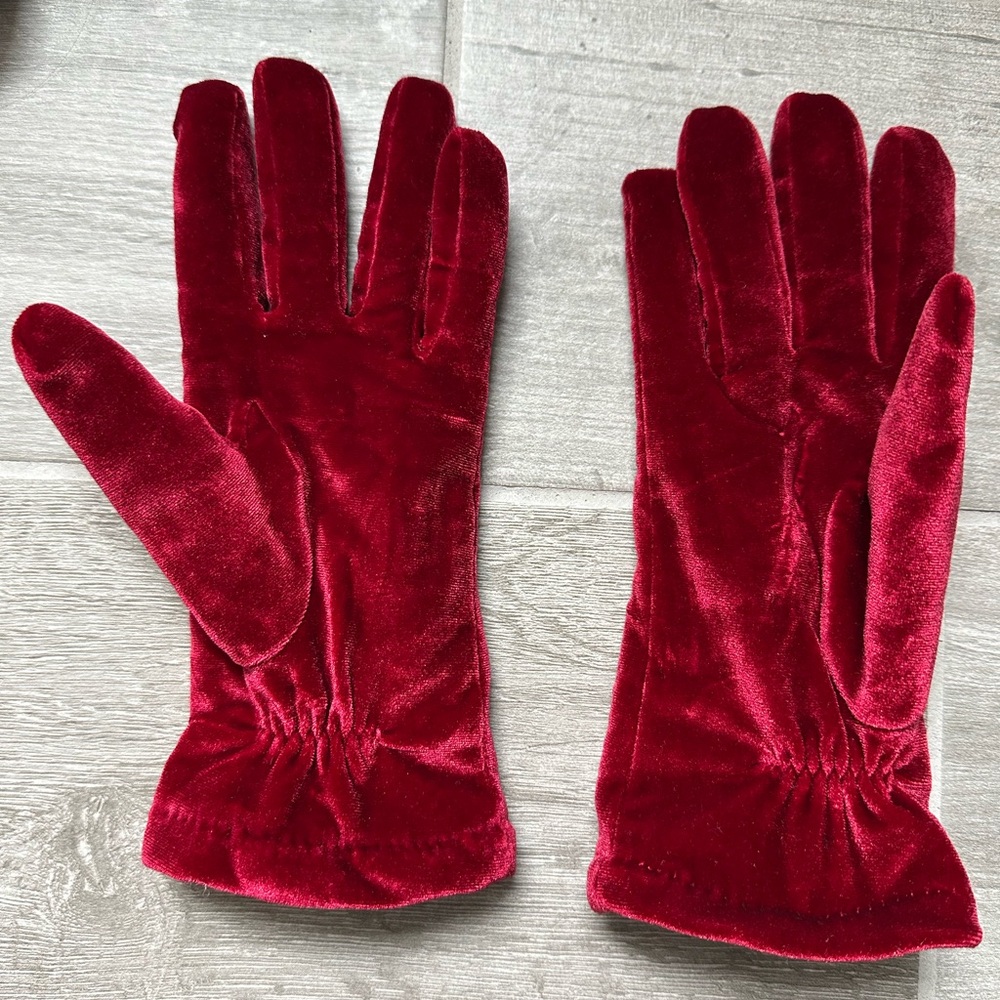 Cejon Red Velvet Gloves with Tan Lining - Thinsulate